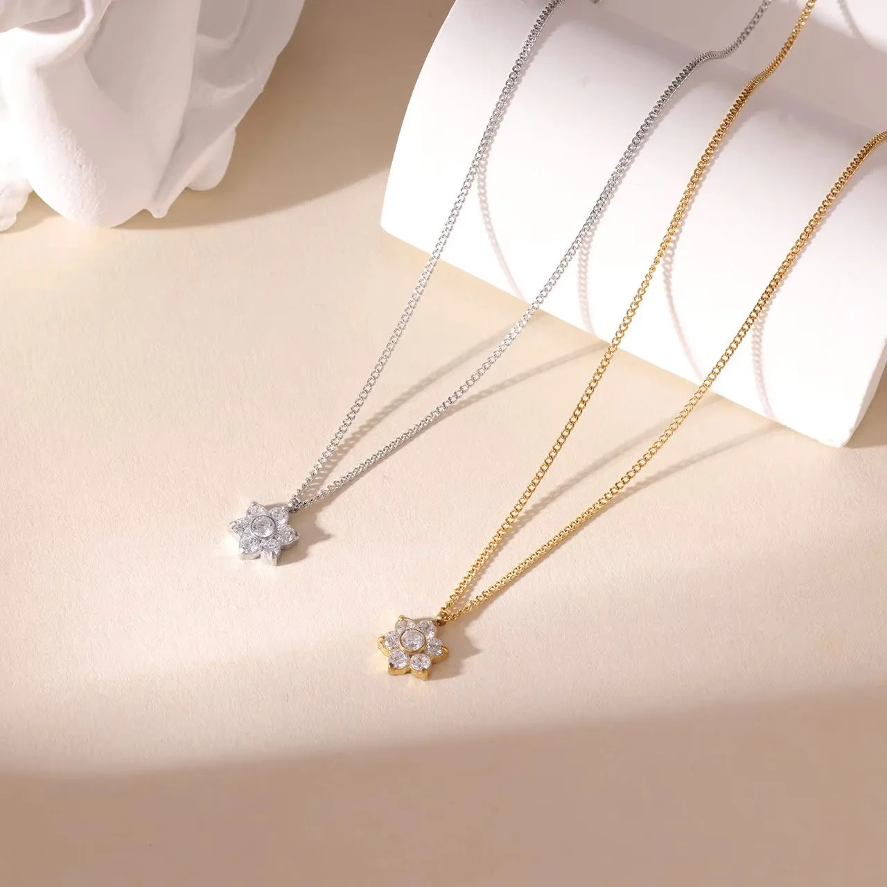 Aurelia Necklace